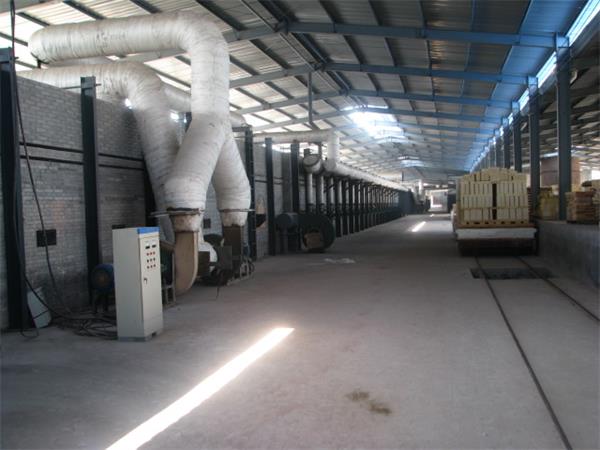 168×2.5米煤氣燒硅磚隧道窯（1650℃）